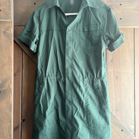 TitleNine dress, green, canvas, Size small - Picture 1 of 5